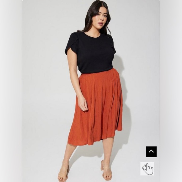 Torrid midi eyelet Aline skirt size 4 NWT - Picture 2 of 6